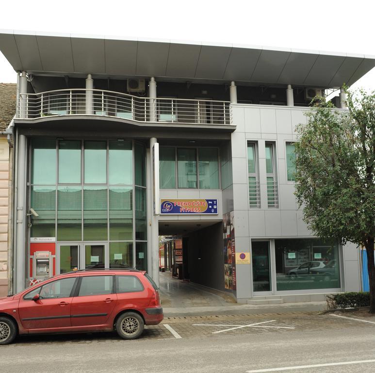 Indija Apartment And Rooms In Club מראה חיצוני תמונה