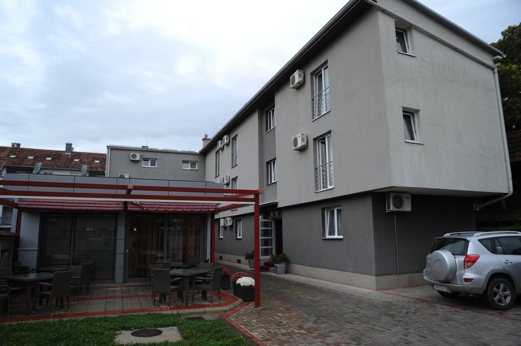 Indija Apartment And Rooms In Club מראה חיצוני תמונה