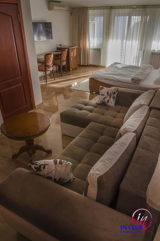 Indija Apartment And Rooms In Club מראה חיצוני תמונה