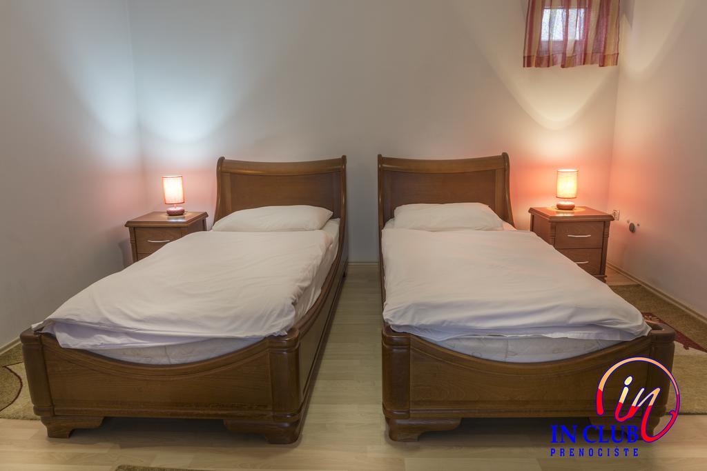 Indija Apartment And Rooms In Club מראה חיצוני תמונה