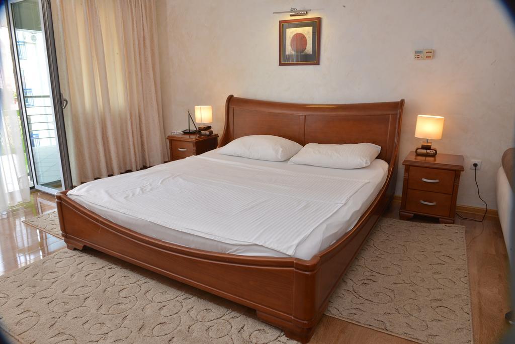 Indija Apartment And Rooms In Club מראה חיצוני תמונה
