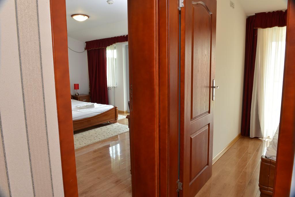 Indija Apartment And Rooms In Club מראה חיצוני תמונה