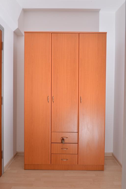 Indija Apartment And Rooms In Club מראה חיצוני תמונה