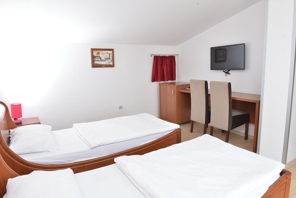 Indija Apartment And Rooms In Club מראה חיצוני תמונה
