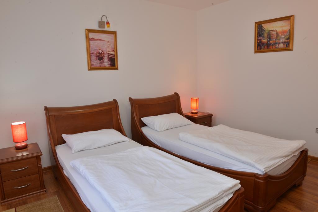 Indija Apartment And Rooms In Club מראה חיצוני תמונה