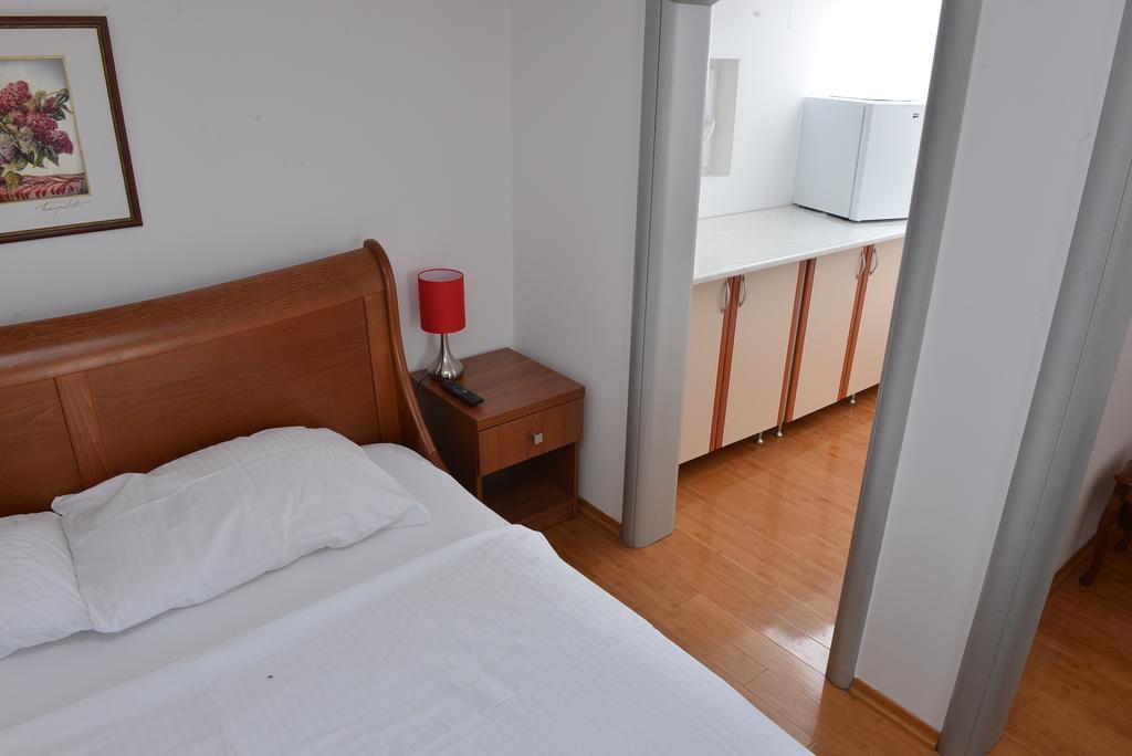 Indija Apartment And Rooms In Club מראה חיצוני תמונה